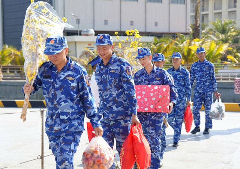 Bản tin tổng hợp tuần: Toàn quân chuẩn bị đón Tết chu đáo, sẵn sàng chiến đấu cao